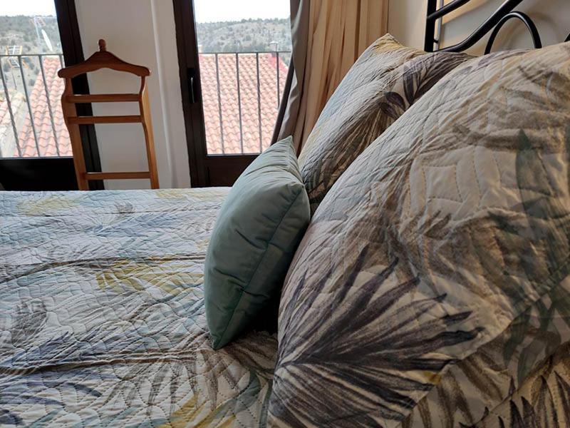 Royuela Hostal Екстер'єр фото